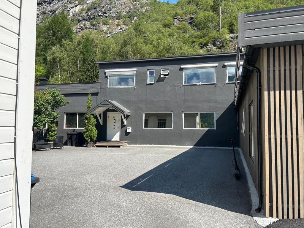 Den Vesle Sjarmoren As The Most Central Place In Ardal ! Free Parking On The Site ! Årdal Exterior foto